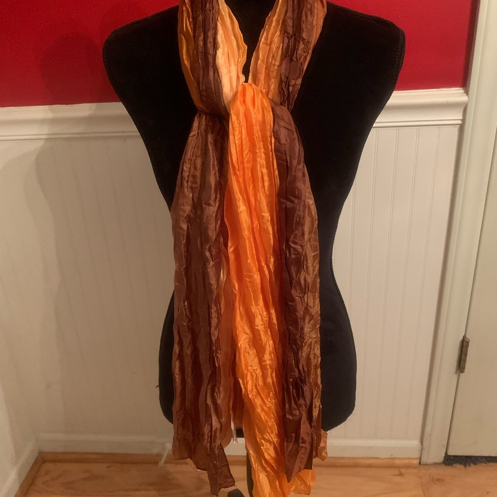 Crinkle scarf orange & brown. Can be used as a wrap.